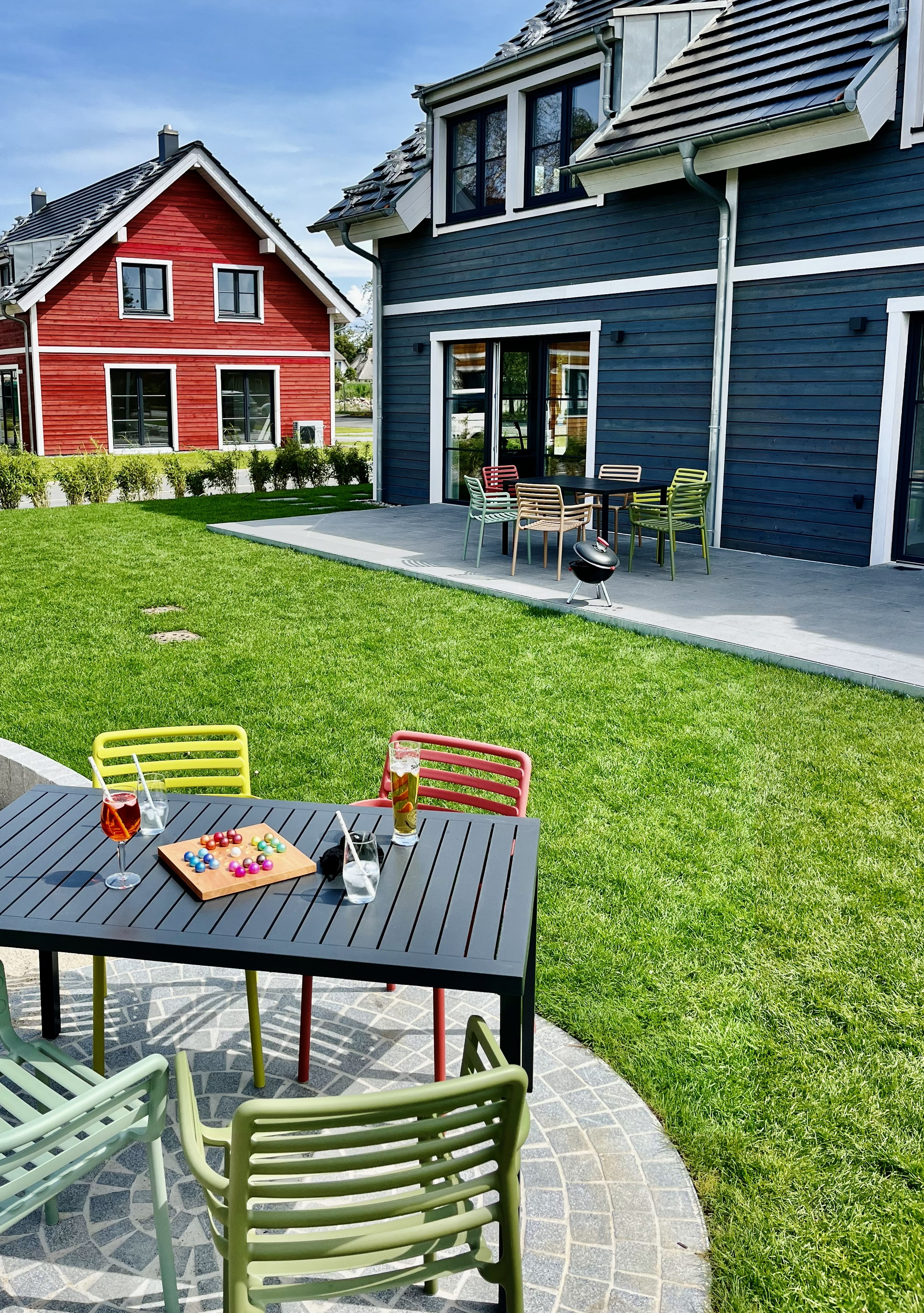 Terrasse und Garten am Ferienhaus Lee